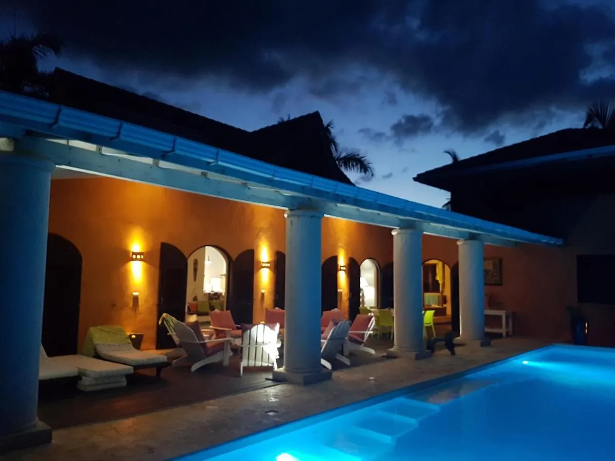 Villa Los Gorgones 拉斯加勒拉斯
